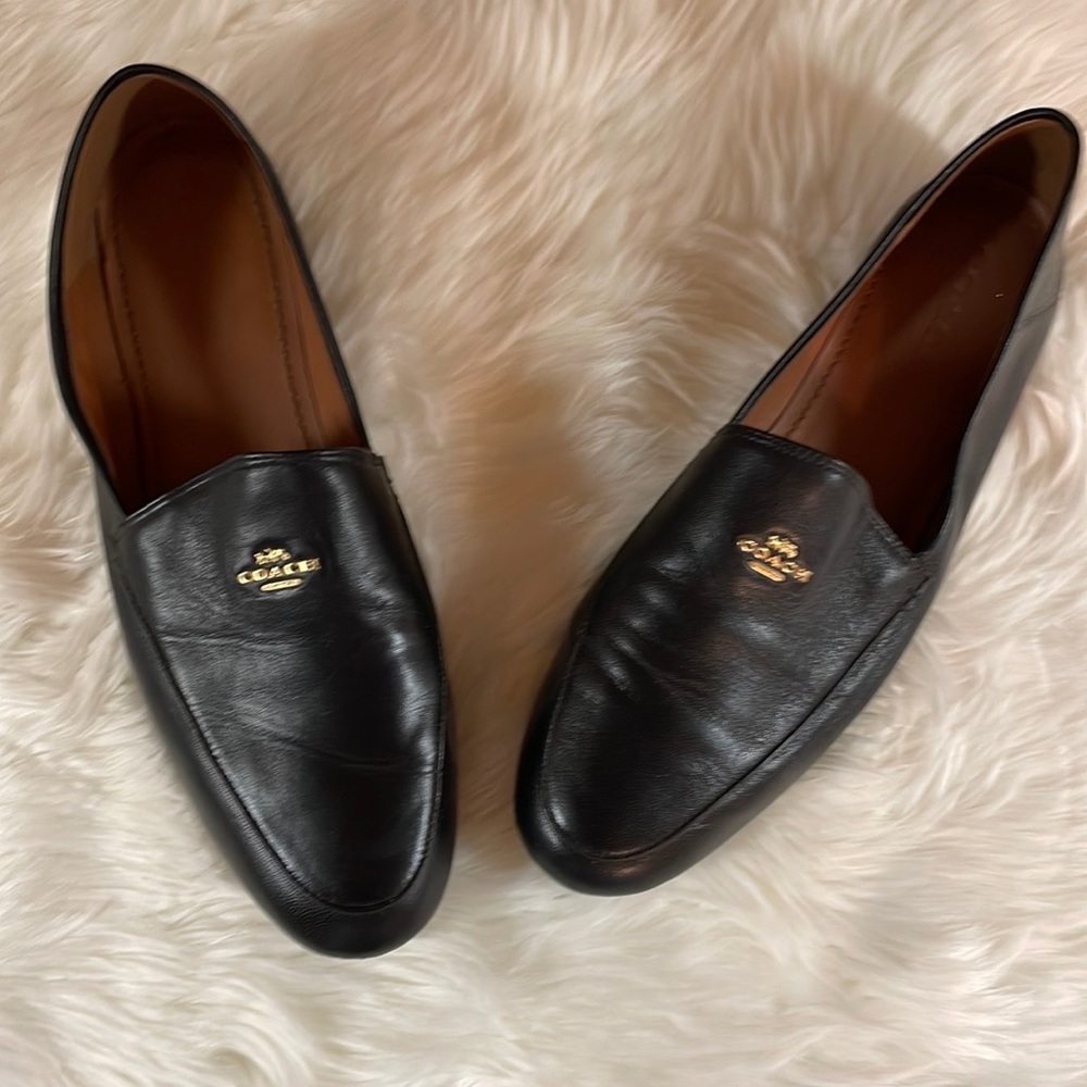 Women’s coach black loafers